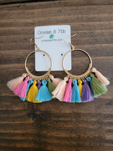 Load image into Gallery viewer, Spring Boho Tassle Earrings