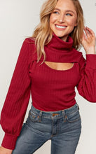 Load image into Gallery viewer, Jacquard Turtle Neck Top