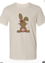 Load image into Gallery viewer, Cottontail Graphic Tee