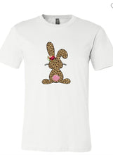 Load image into Gallery viewer, Cottontail Graphic Tee